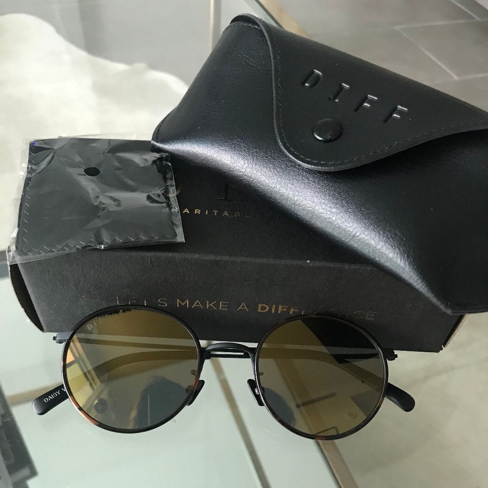 Diff Eyewear Sunglasses
